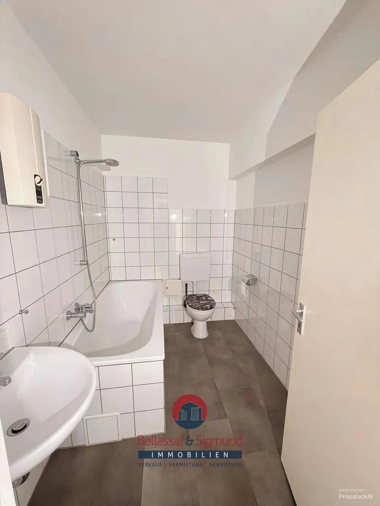 3 room apartment with 72 m² in Düsseldorf – Photo 10