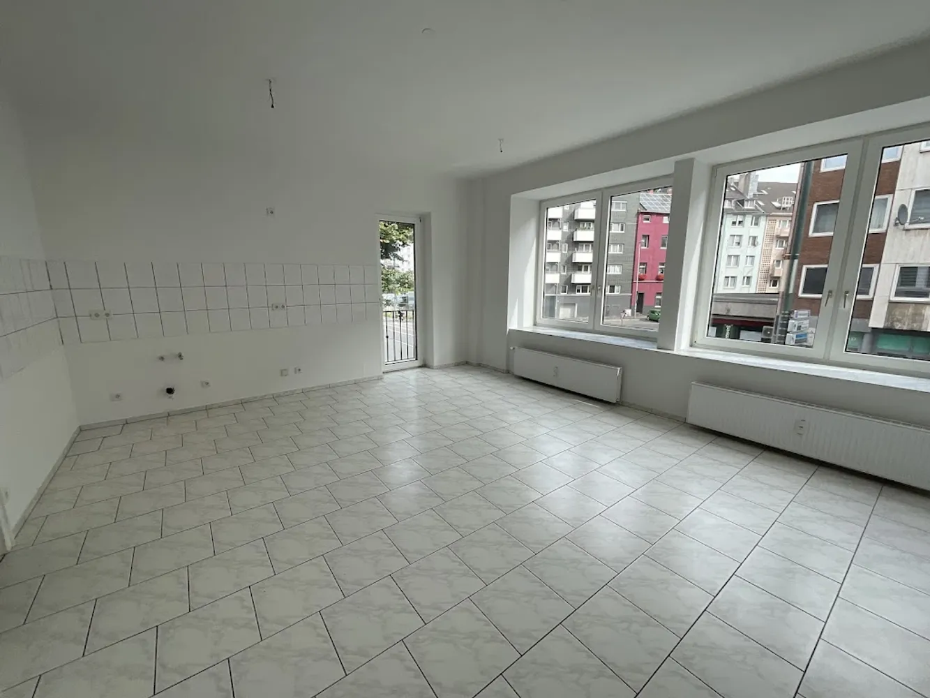 2 Zimmer Wohnung mit 60 m² in Düsseldorf – Bild 1