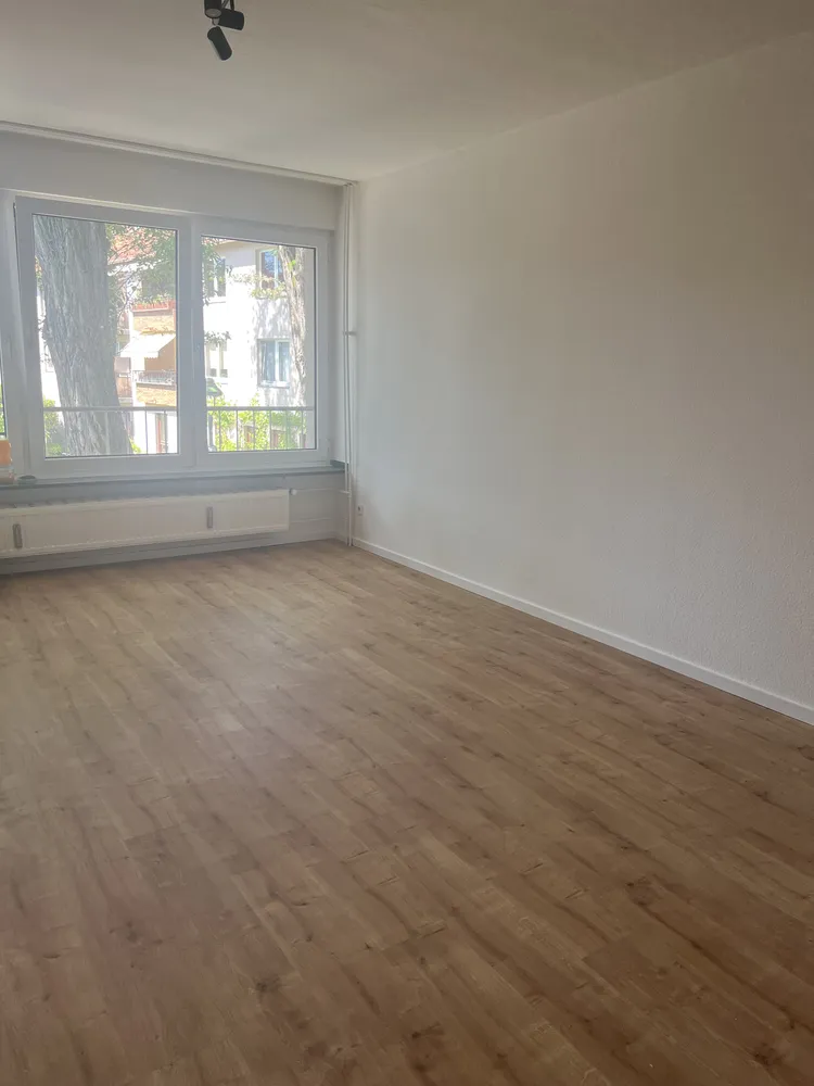 3 Zimmer Wohnung mit 68 m² in Düsseldorf – Bild 2