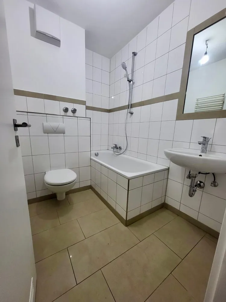 2 Zimmer Wohnung mit 56 m² in Duisburg – Bild 6
