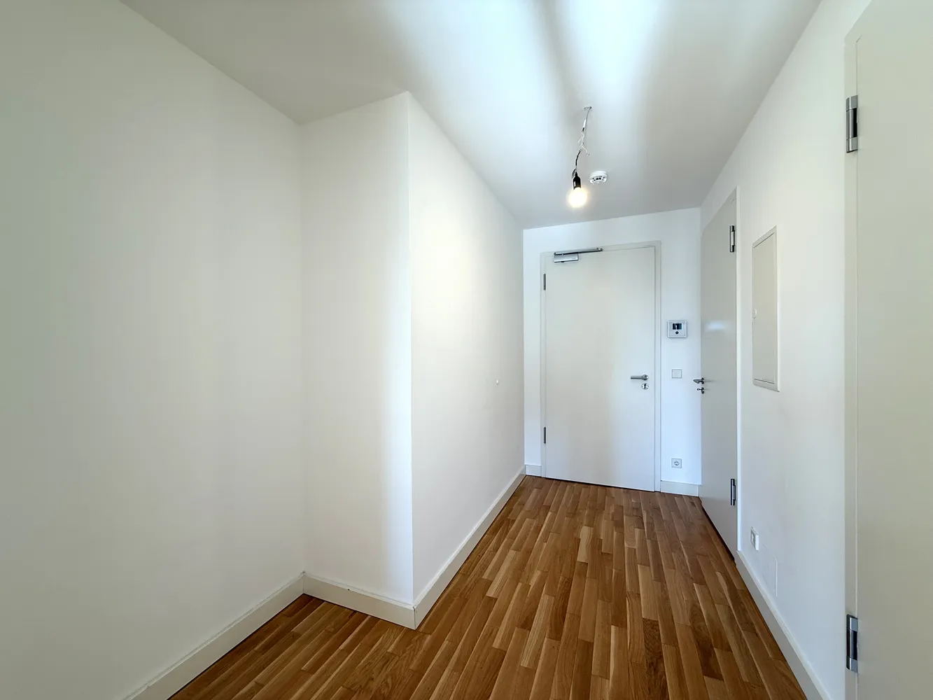 3 Zimmer Wohnung mit 96 m² in Berlin – Bild 2