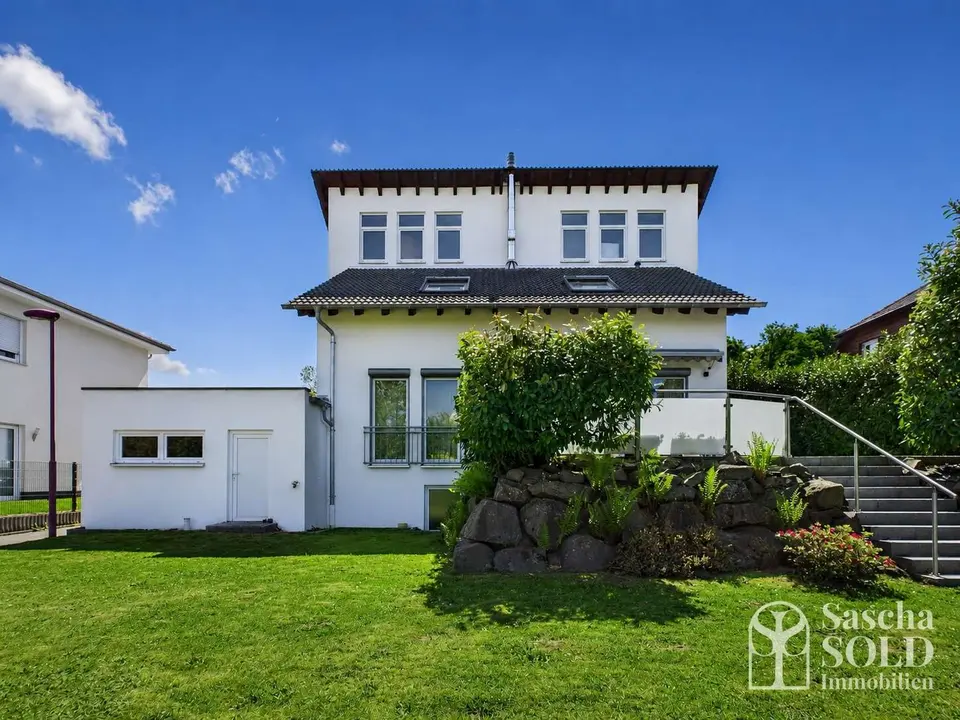 7 Zimmer Haus mit 285 m² in Saarbrücken – Bild 3
