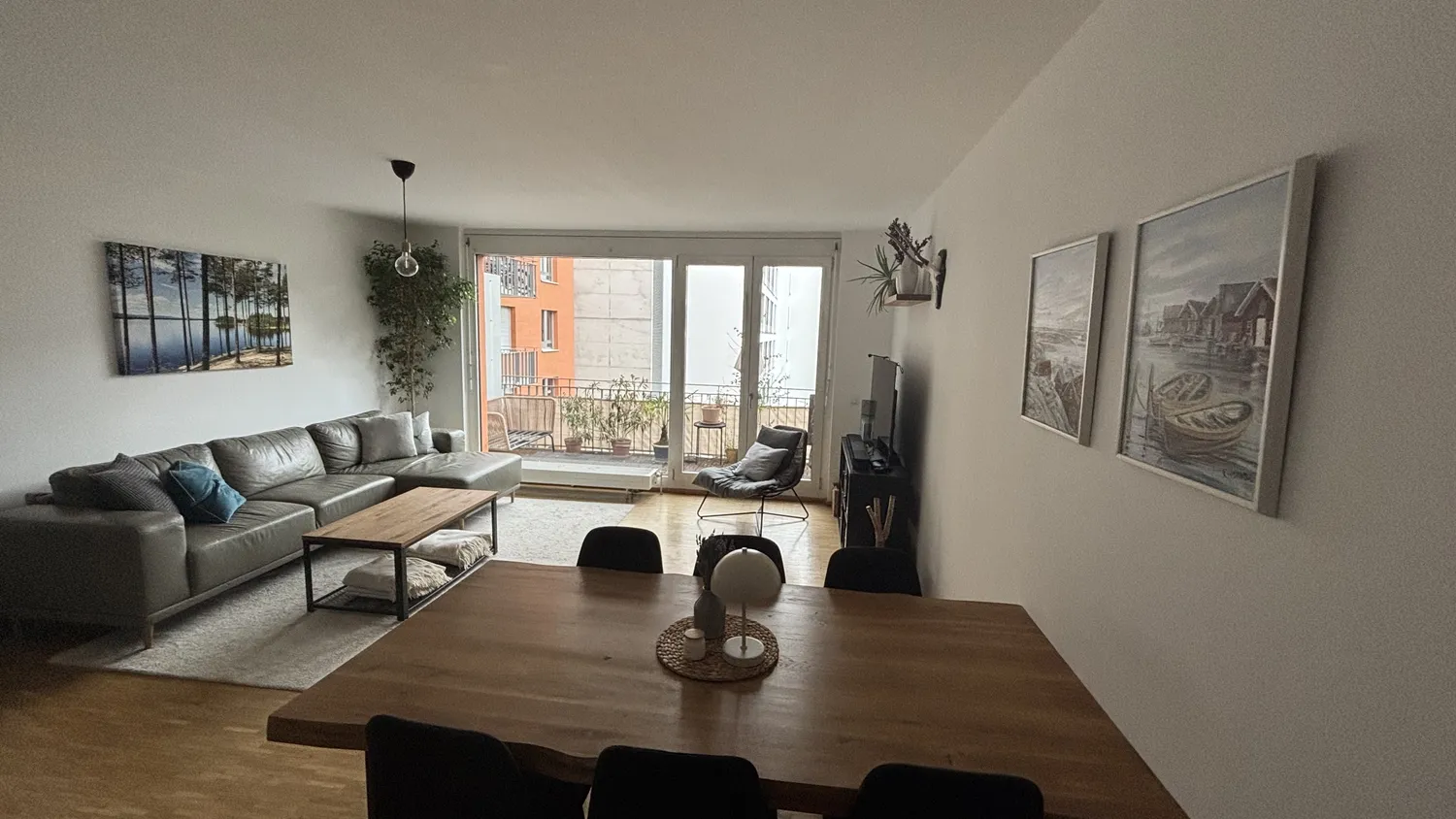 2 Zimmer Wohnung mit 80 m² in Frankfurt am Main – Bild 1