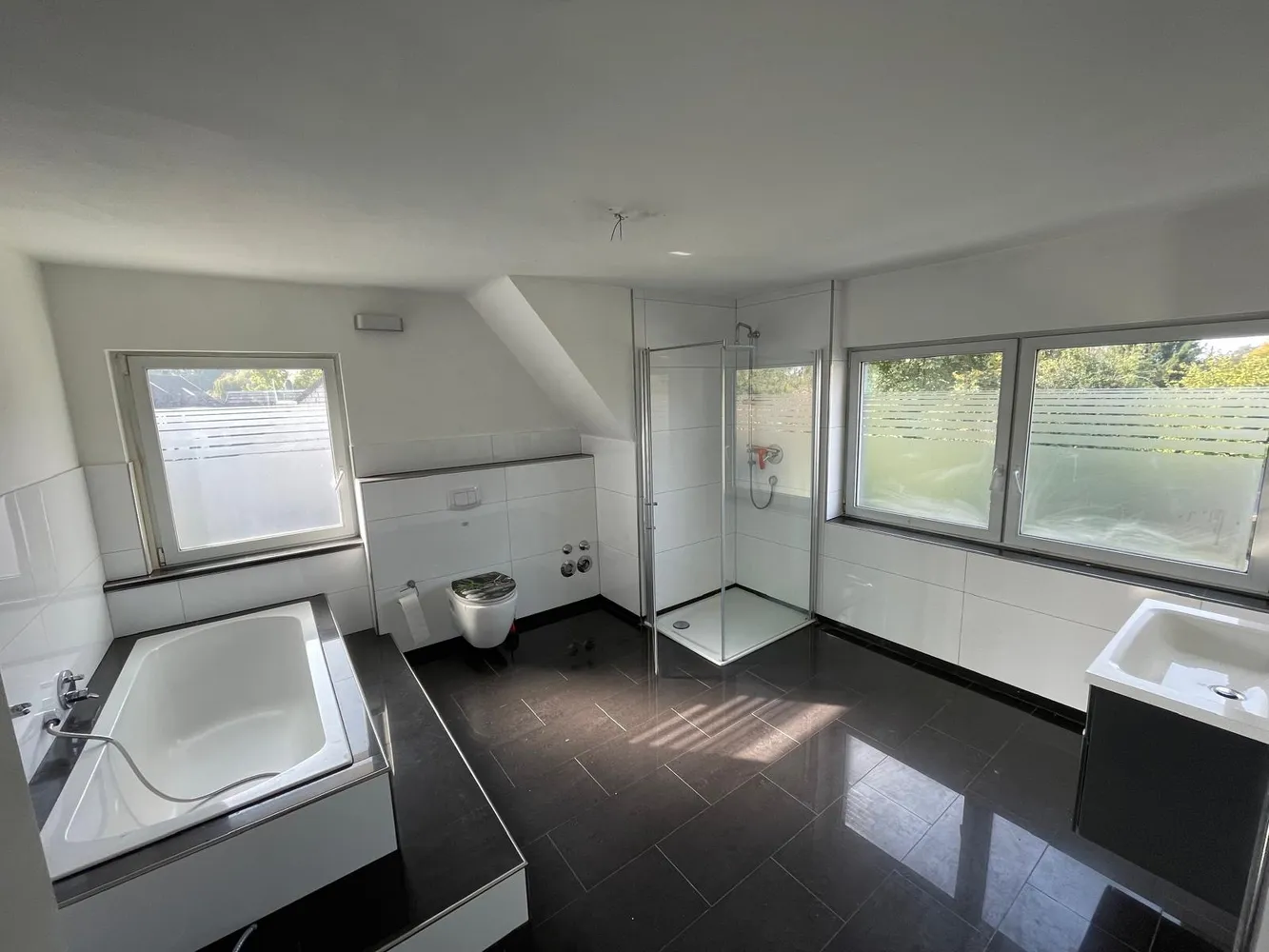 4 Zimmer Wohnung mit 108 m² in Hilden – Bild 5
