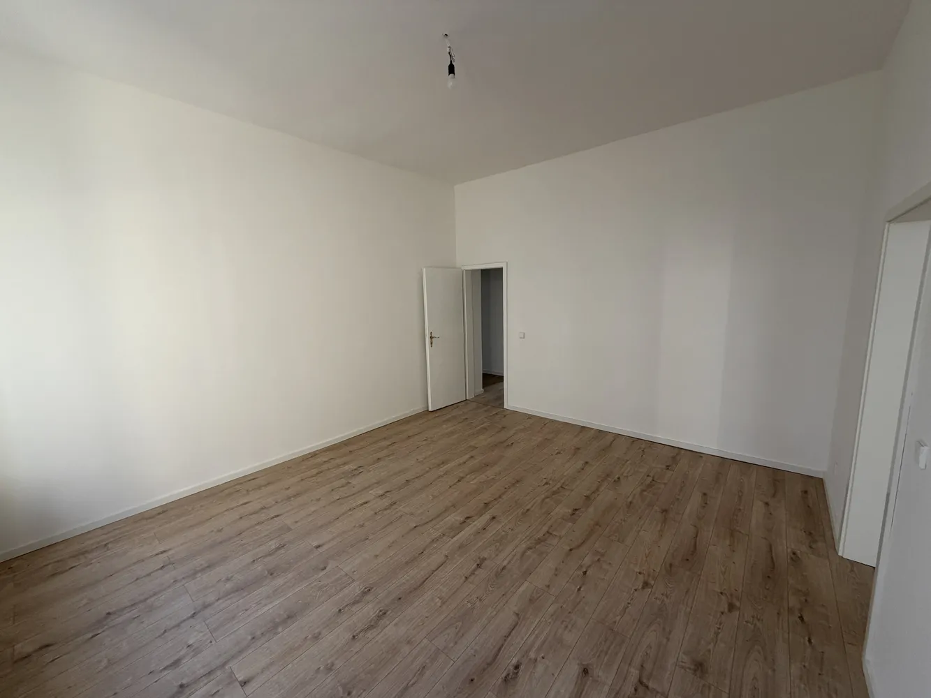 3 Zimmer Wohnung mit 77 m² in Magdeburg – Bild 2