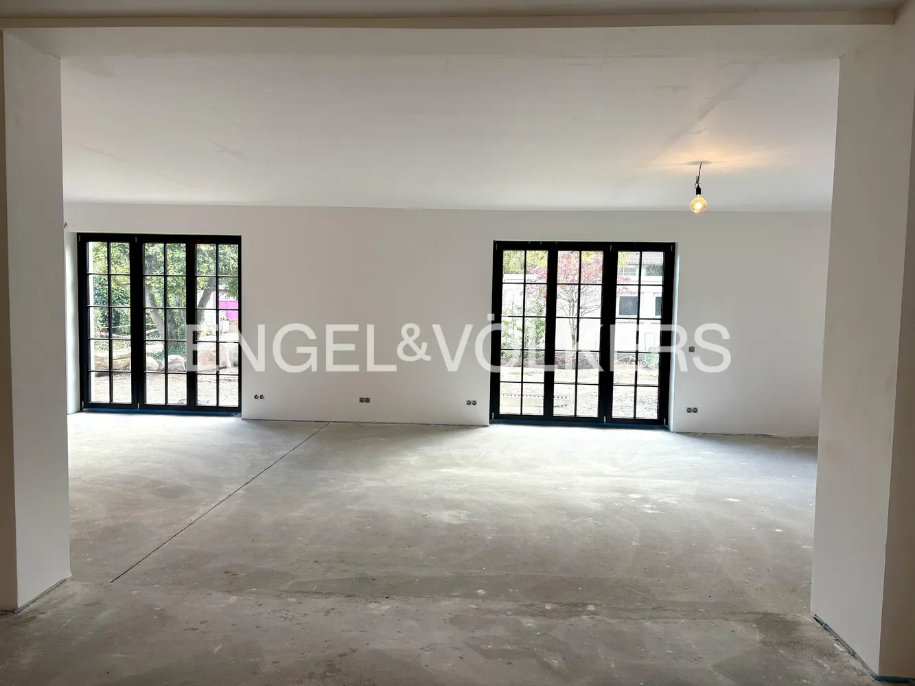 7 Zimmer Wohnung mit 363 m² in Frankfurt am Main – Bild 2
