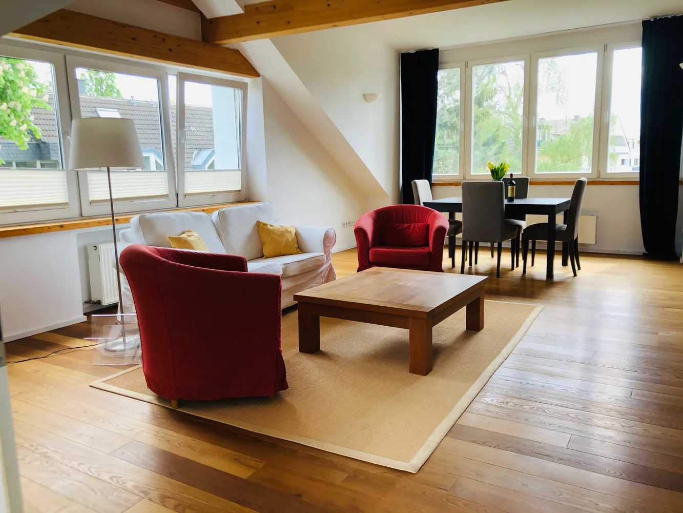 2 Zimmer Wohnung mit 70 m² in Bonn – Bild 1