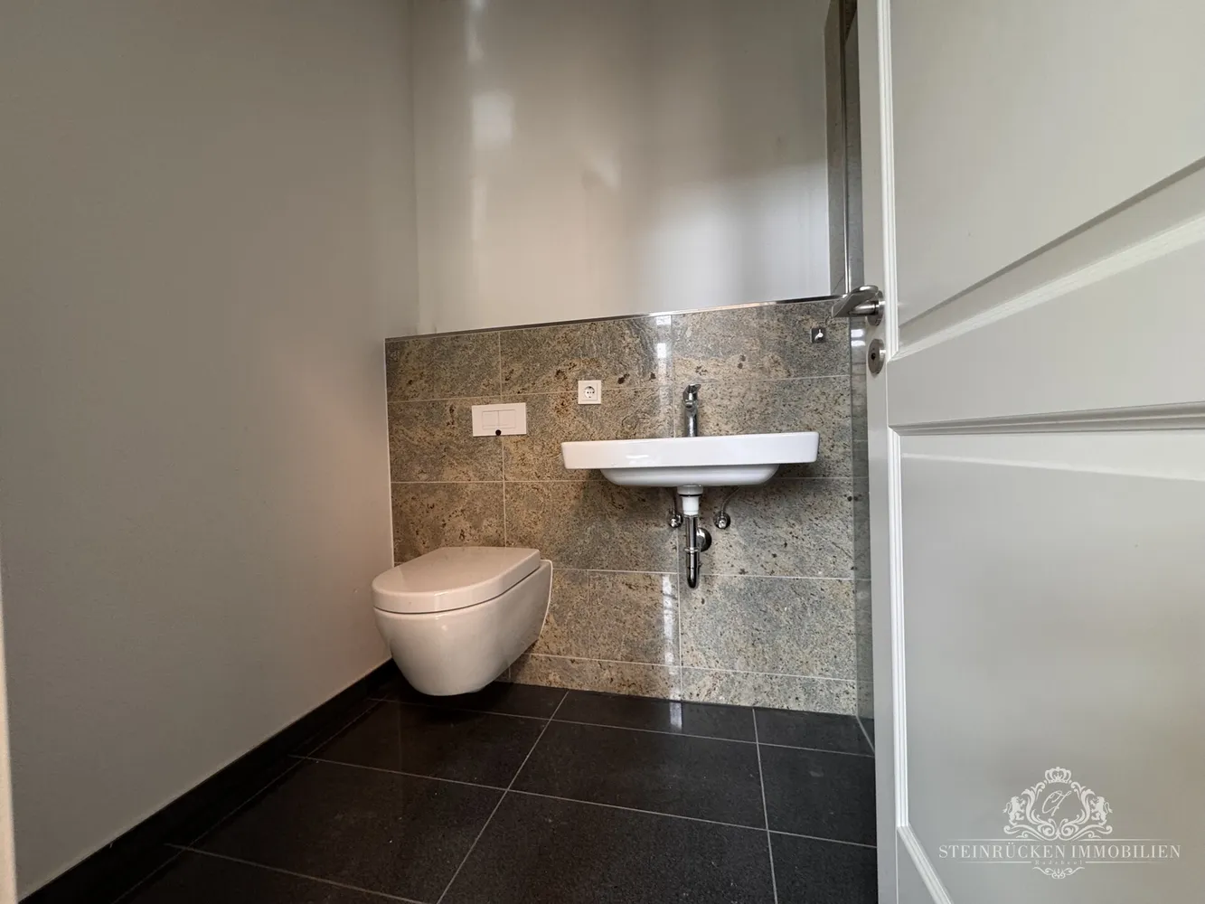 4 Zimmer Wohnung mit 167 m² in Pirna – Bild 10