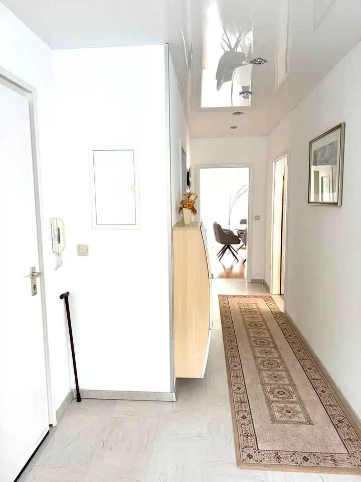 3 Zimmer Wohnung mit 90 m² in Karlsruhe – Bild 4