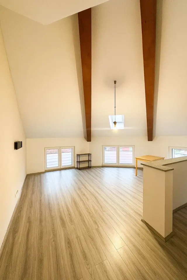2 Zimmer Wohnung mit 60 m² in Aachen – Bild 1