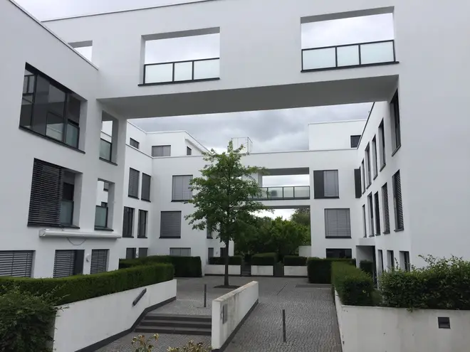 2 Zimmer Wohnung mit 68 m² in Stuttgart – Bild 1