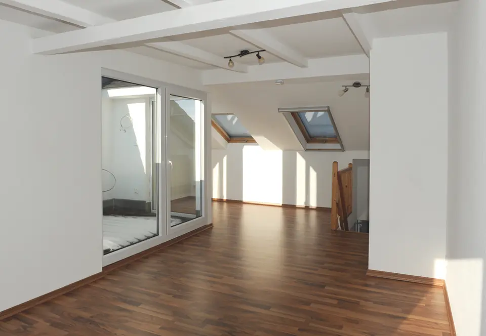 2 Zimmer Wohnung mit 65 m² in Zwickau – Bild 6
