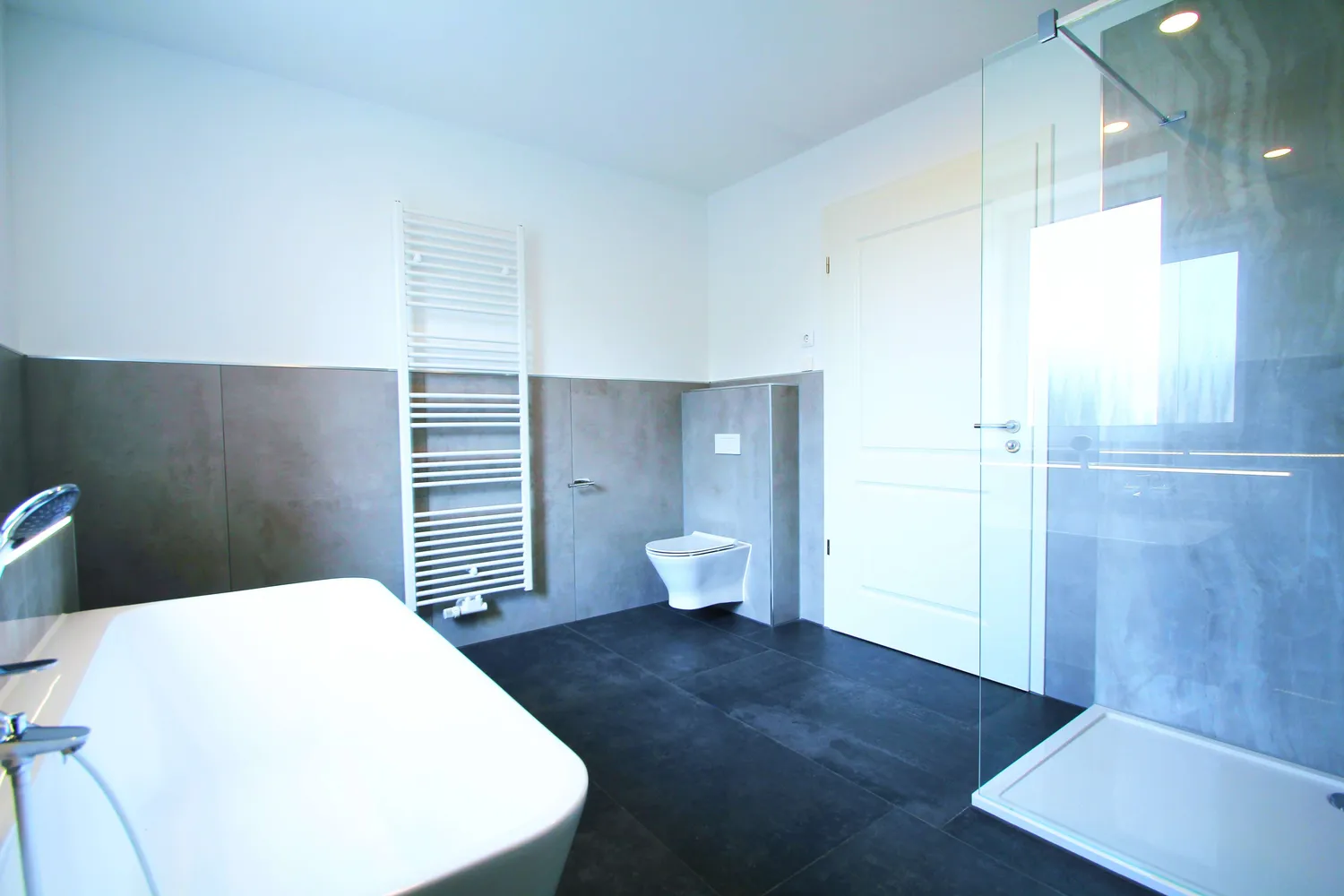 4 Zimmer Wohnung mit 141 m² in Chemnitz – Bild 8