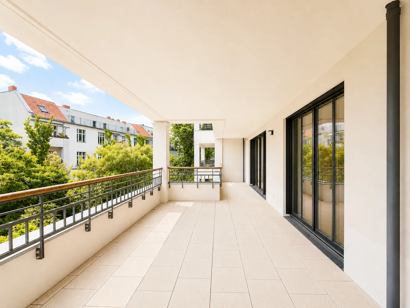 3 Zimmer Wohnung mit 150 m² in Berlin – Bild 3