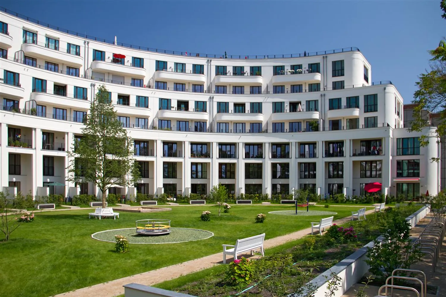 2 Zimmer Wohnung mit 70 m² in Berlin – Bild 2