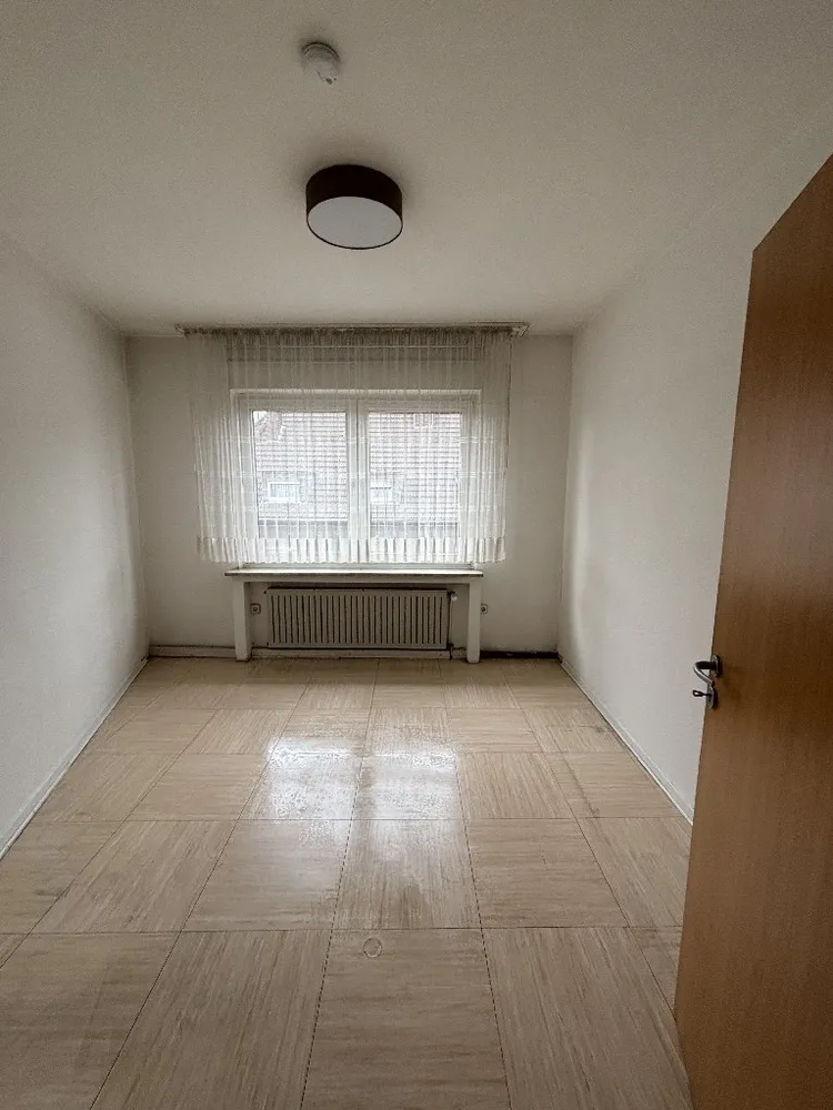 3 Zimmer Wohnung mit 76 m² in Duisburg – Bild 2