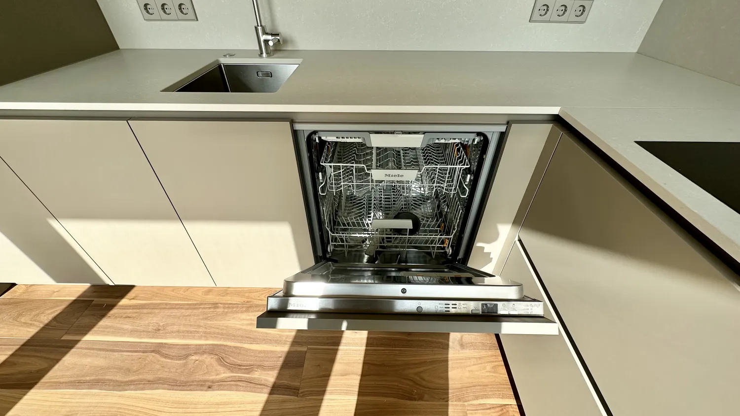 2 Zimmer Wohnung mit 83 m² in Berlin – Bild 9
