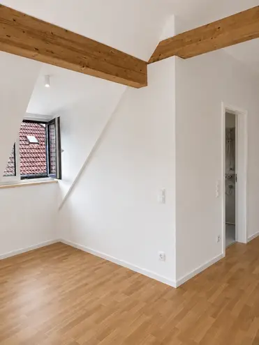 2 Zimmer Wohnung mit 75 m² in München – Bild 3