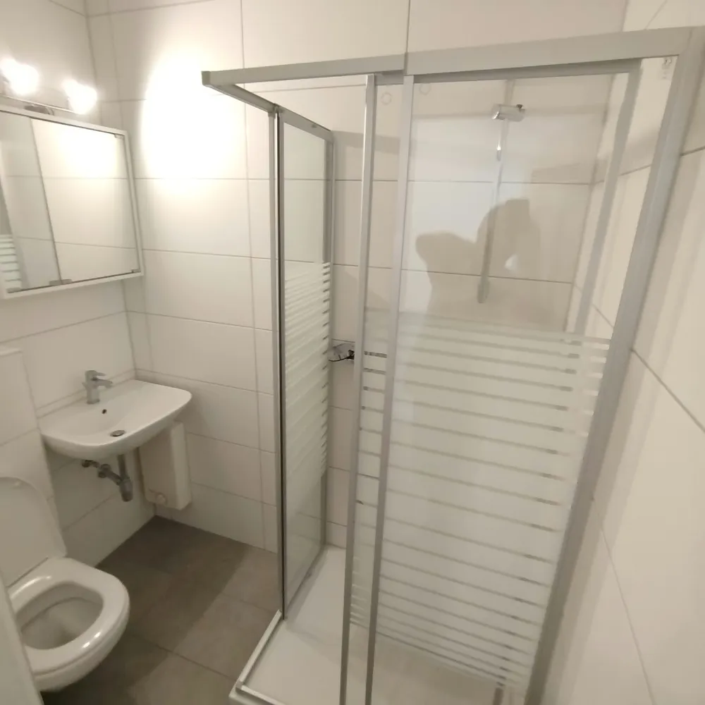 1 room apartment with 16 m² in Stuttgart – Photo 3