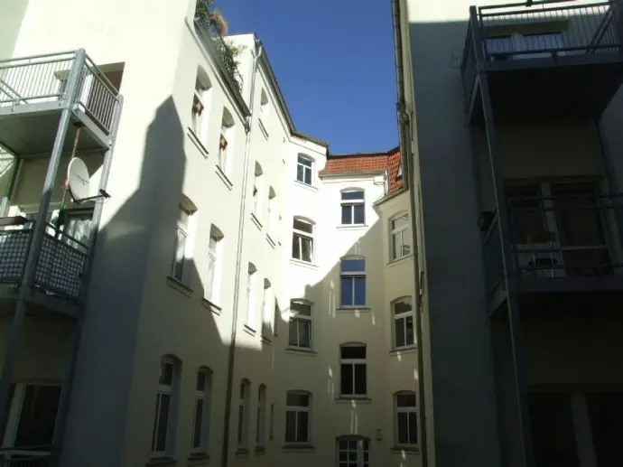 5 Zimmer Wohnung mit 100 m² in Halle (Saale) – Bild 6