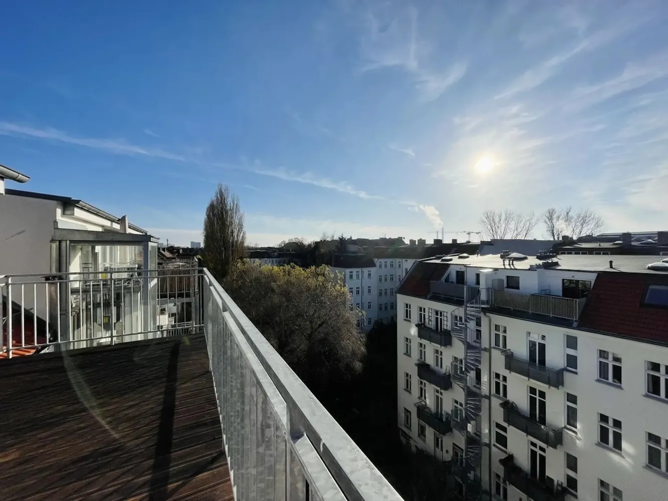 Shared room with 50 m² in Berlin – Photo 4