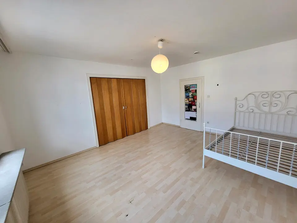 4 Zimmer Wohnung mit 107 m² in Kassel – Bild 3
