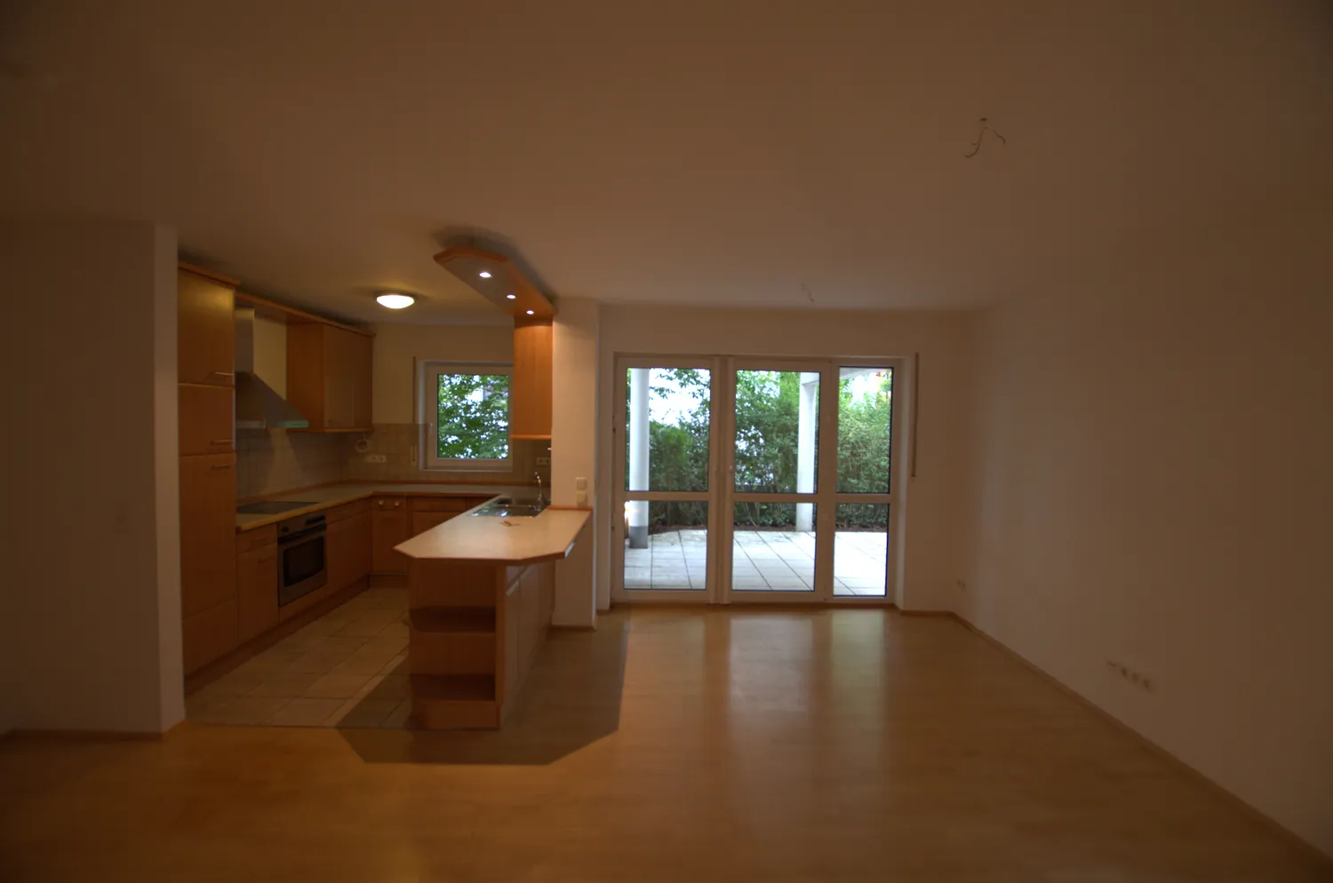 2 Zimmer Wohnung mit 65 m² in Wiesbaden – Bild 1