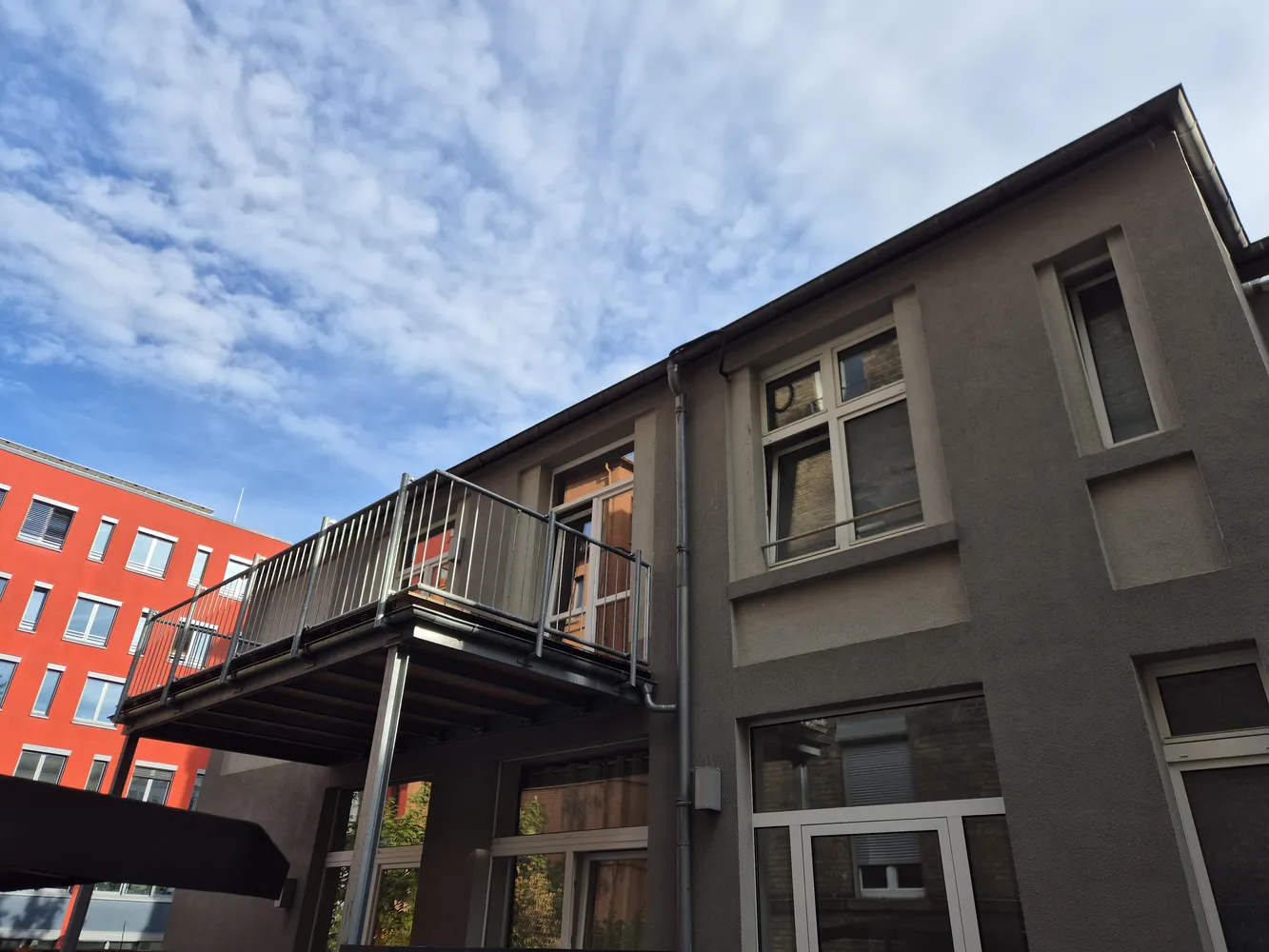 2 room apartment with 66 m² in Wiesbaden – Photo 1