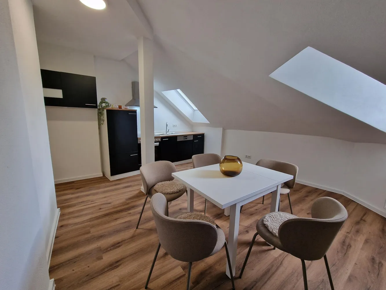 5 Zimmer Wohnung mit 125 m² in Hof – Bild 1