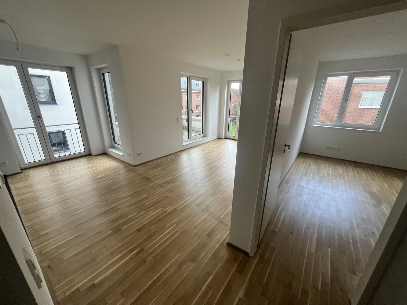 5 Zimmer Wohnung mit 104 m² in Hamburg – Bild 2