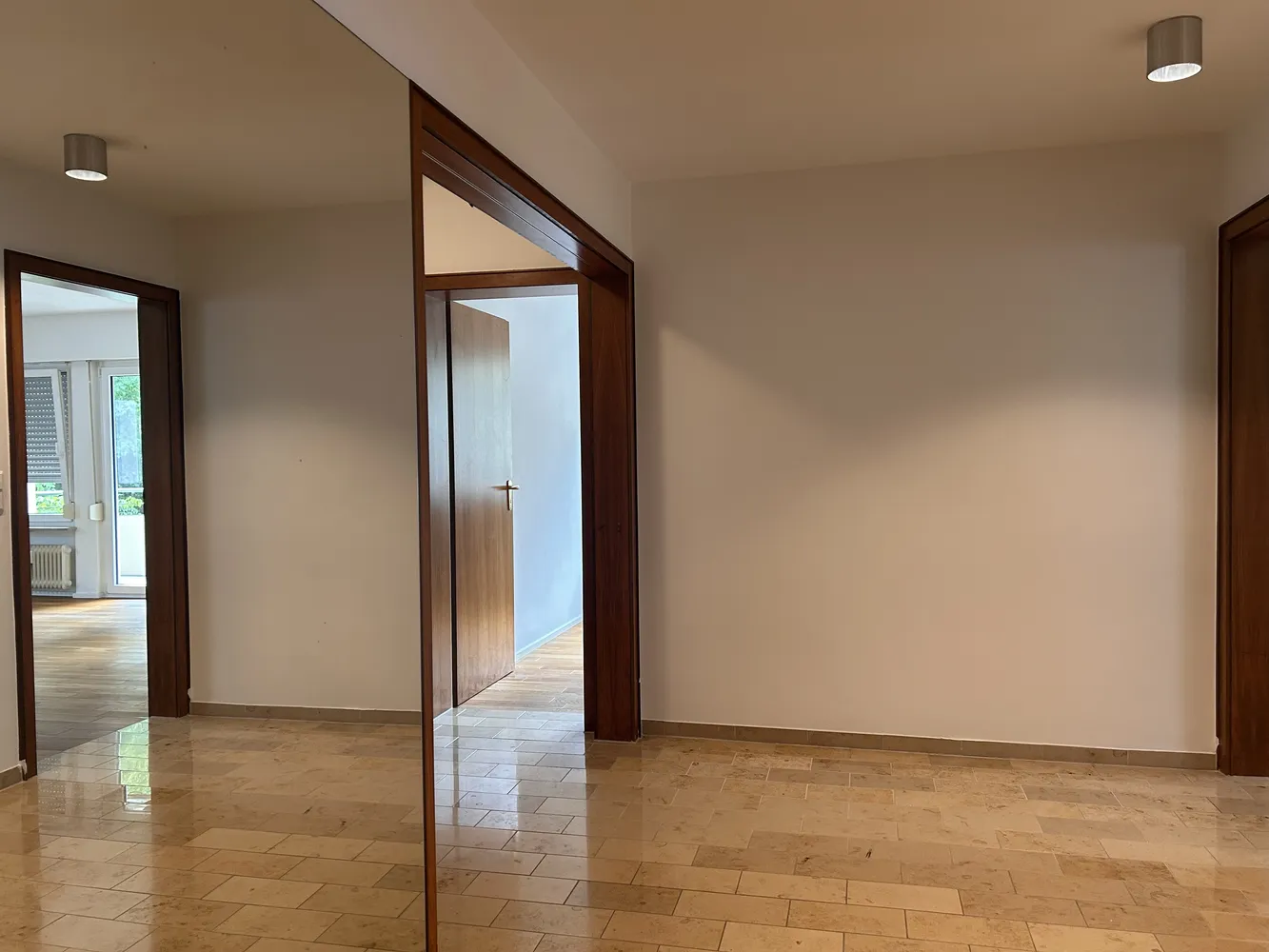 4 Zimmer Wohnung mit 105 m² in Stuttgart – Bild 8