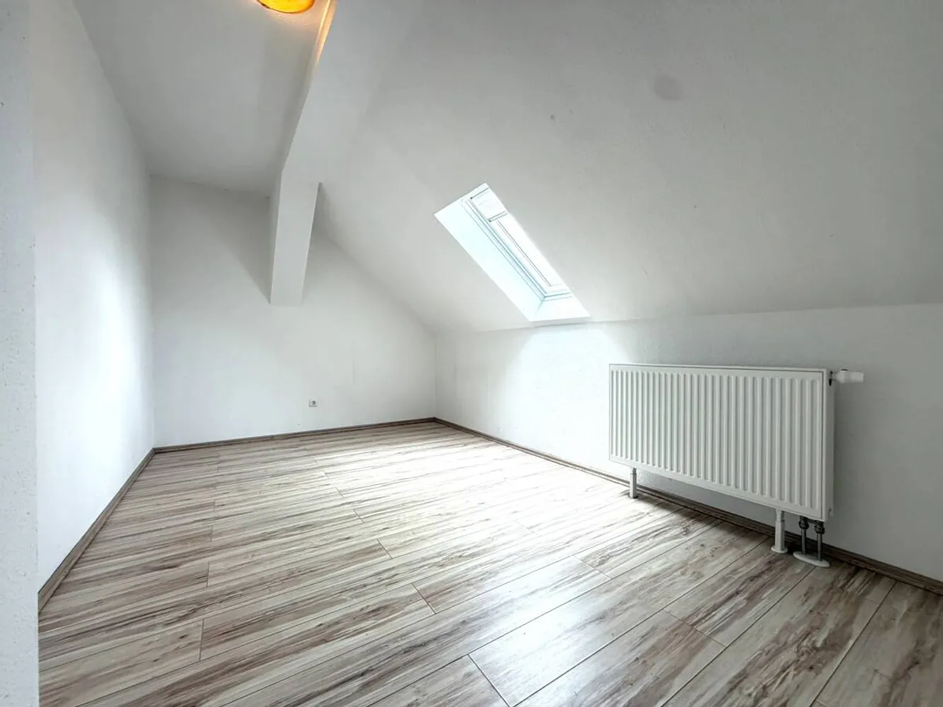 2 Zimmer Wohnung mit 56 m² in Bitterfeld-Wolfen – Bild 9