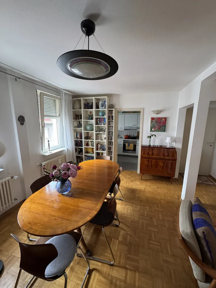 4 Zimmer Wohnung mit 81 m² in Stuttgart – Bild 2