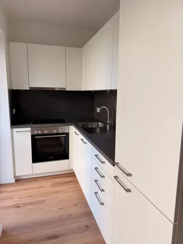 2 Zimmer Wohnung mit 65 m² in Hamburg – Bild 2