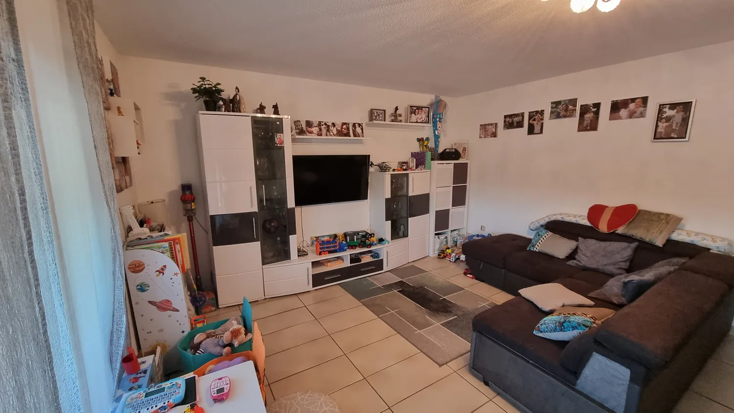 4 Zimmer Wohnung mit 101 m² in Karlsruhe – Bild 1