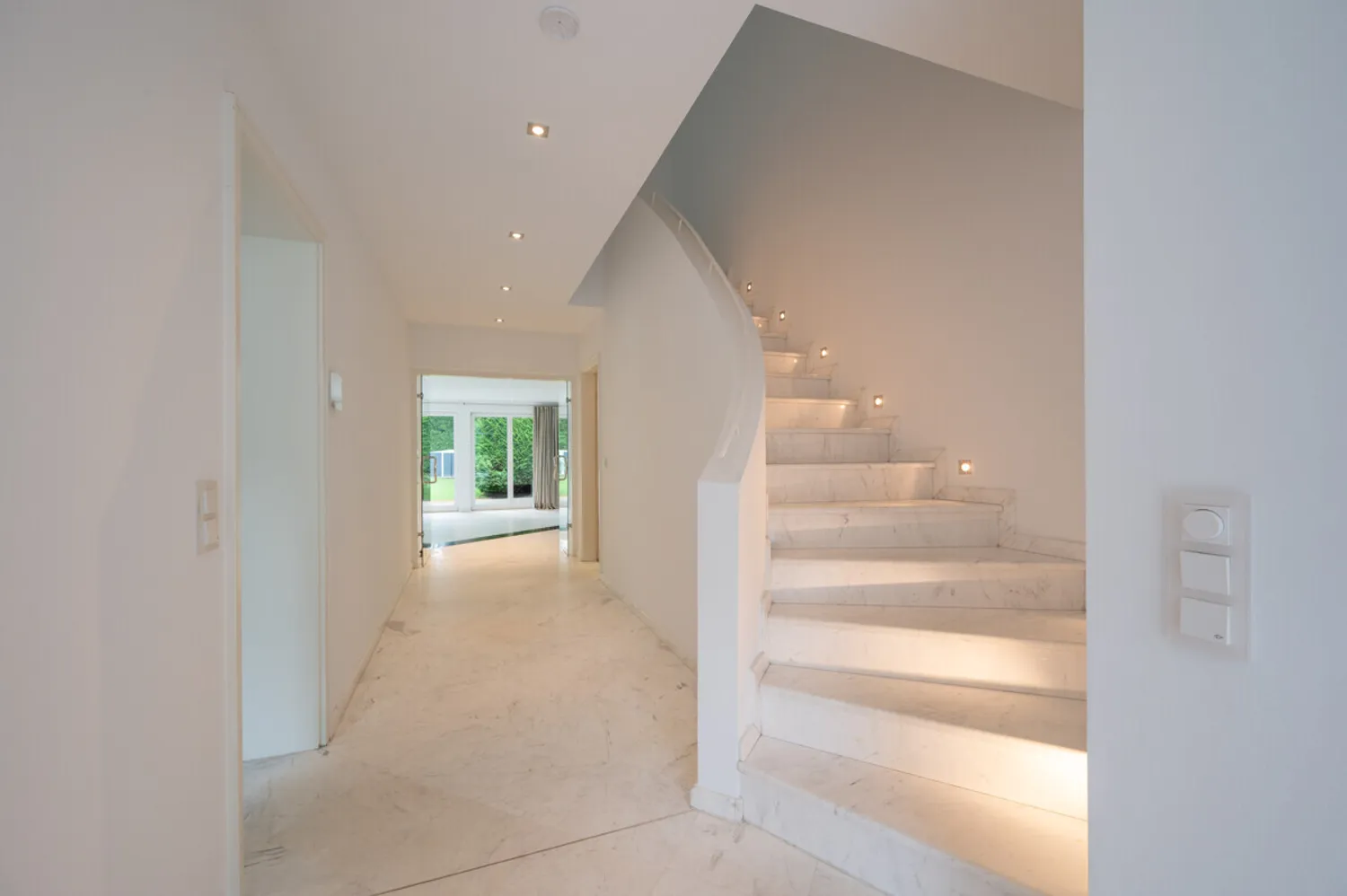 5 Zimmer Haus mit 279 m² in Meerbusch – Bild 6