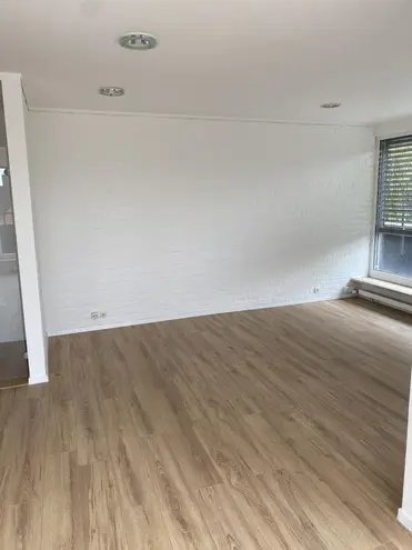 3 Zimmer Wohnung mit 111 m² in Düsseldorf – Bild 2