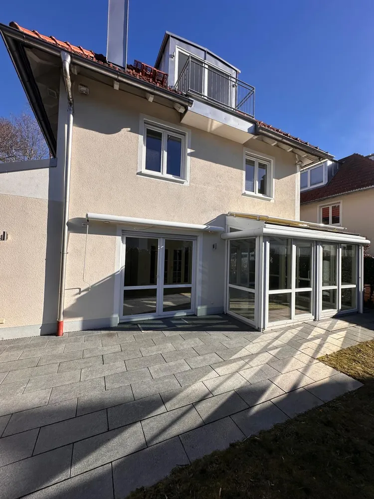 6 Zimmer Haus mit 175 m² in München – Bild 4