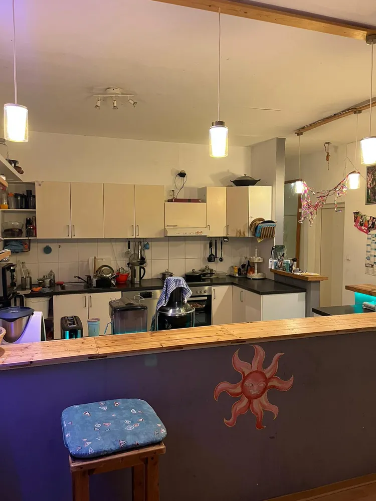 7 Zimmer Wohnung mit 45 m² in Essen – Bild 6
