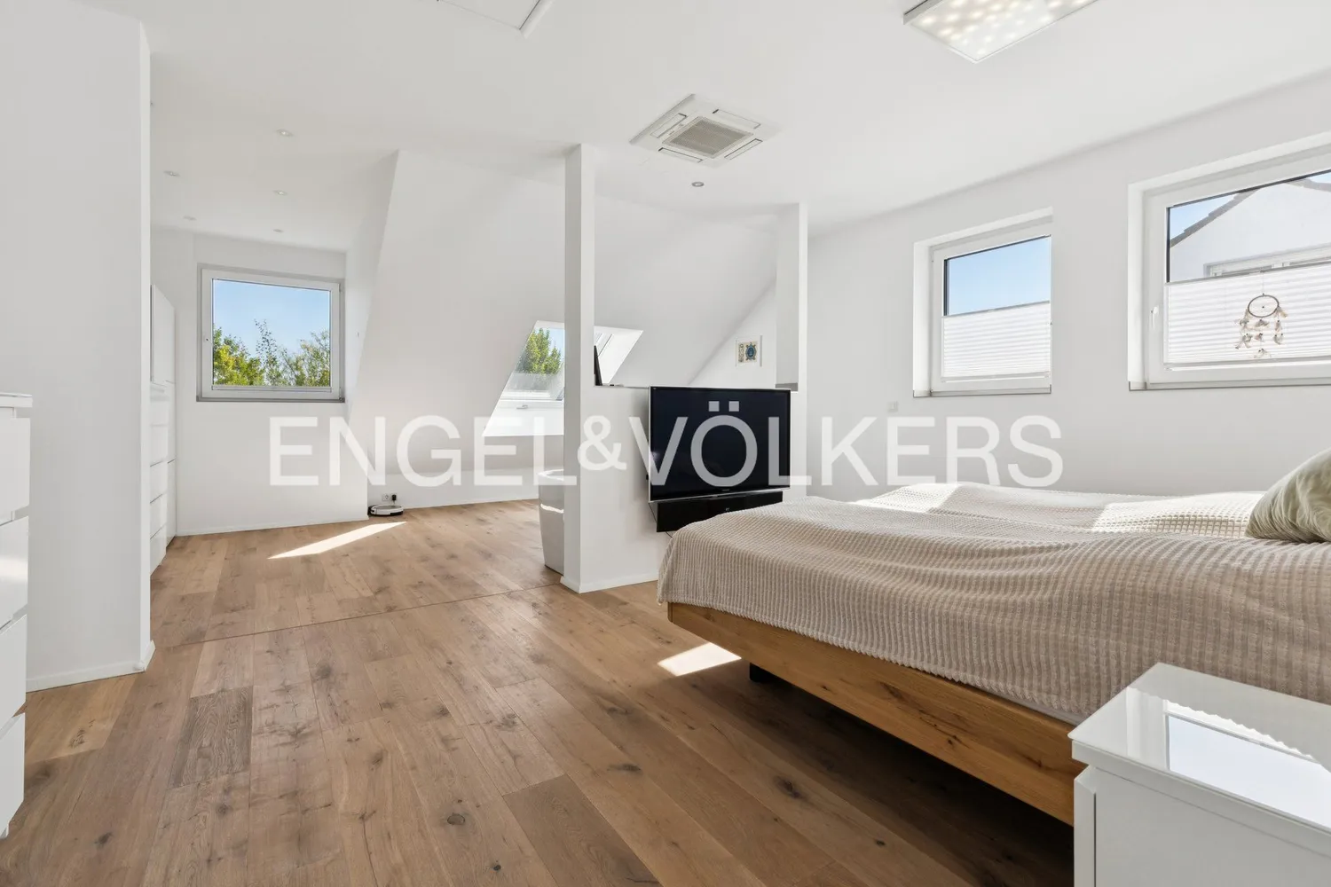 4 Zimmer Wohnung mit 233 m² in Pulheim – Bild 9