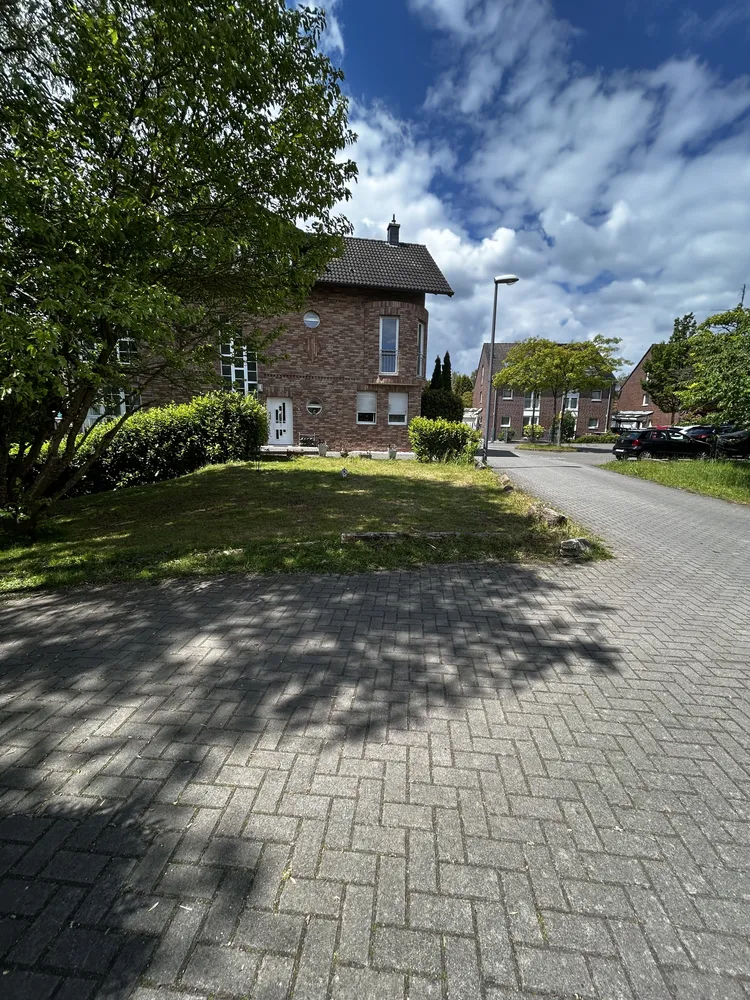 5 Zimmer Wohnung mit 140 m² in Köln – Bild 2