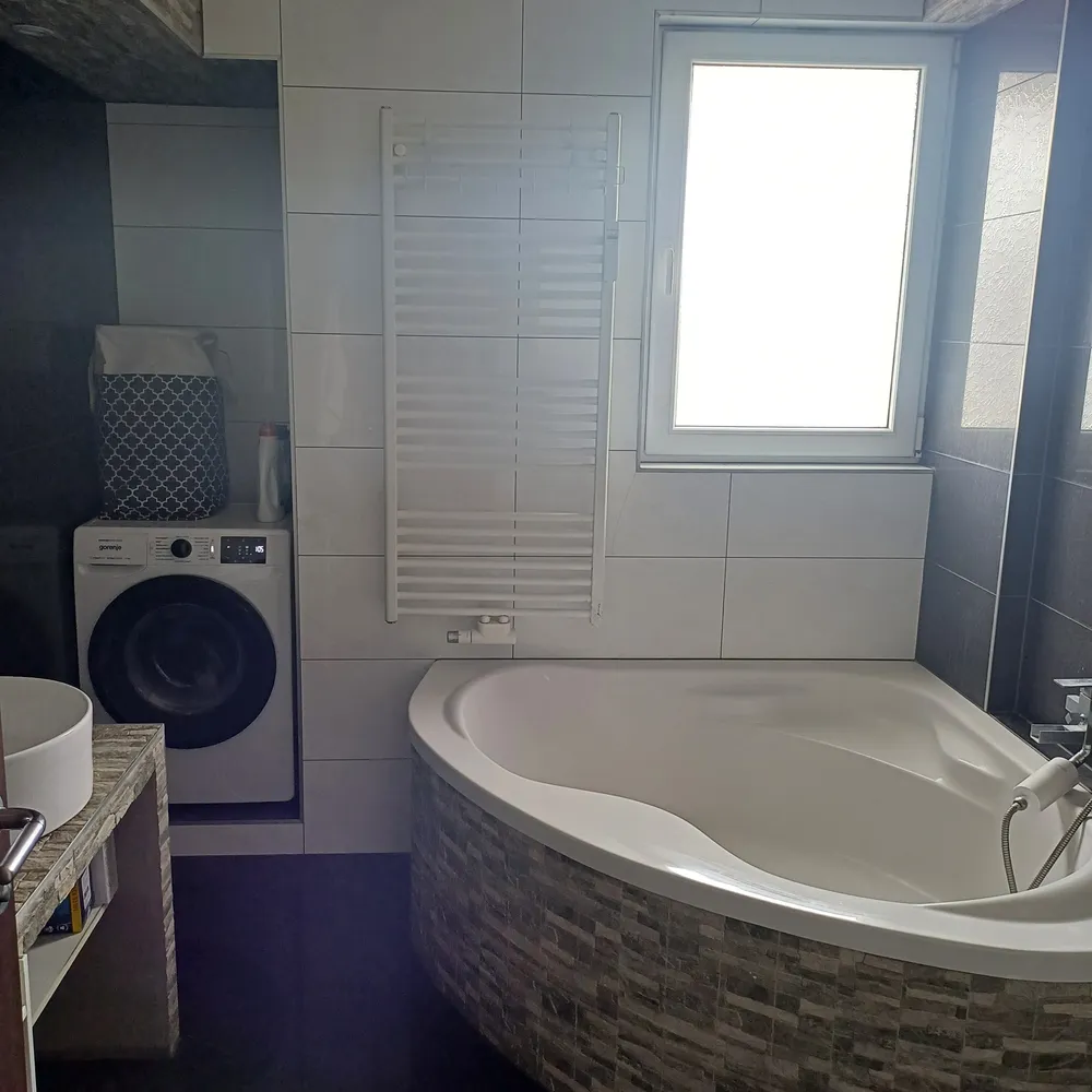 3 Zimmer Wohnung mit 82 m² in Düsseldorf – Bild 3