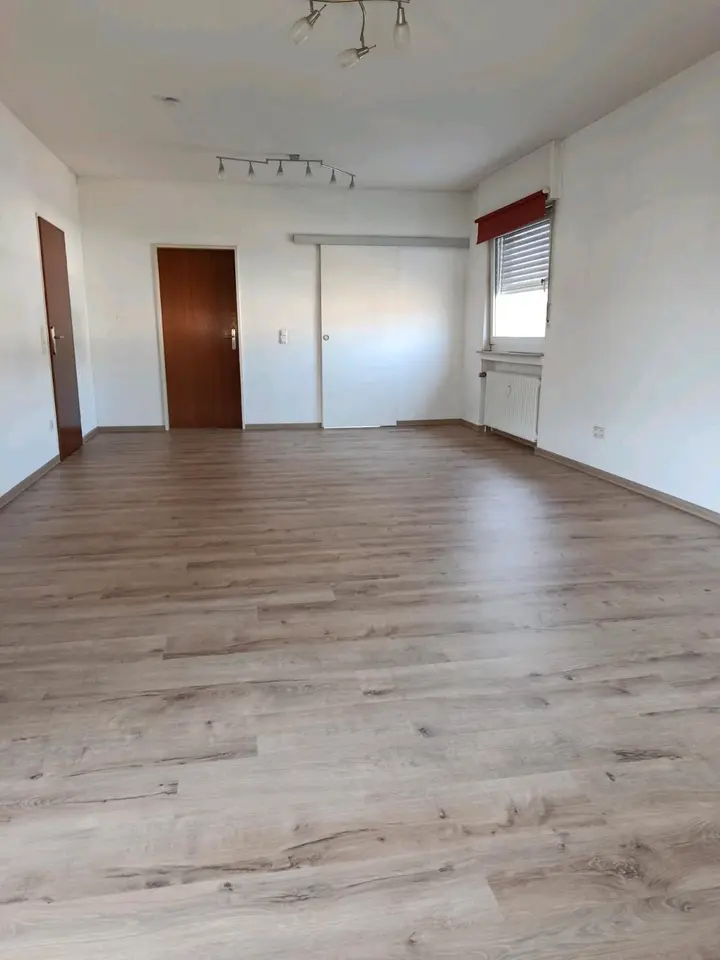4 Zimmer Wohnung mit 120 m² in Düren – Bild 2