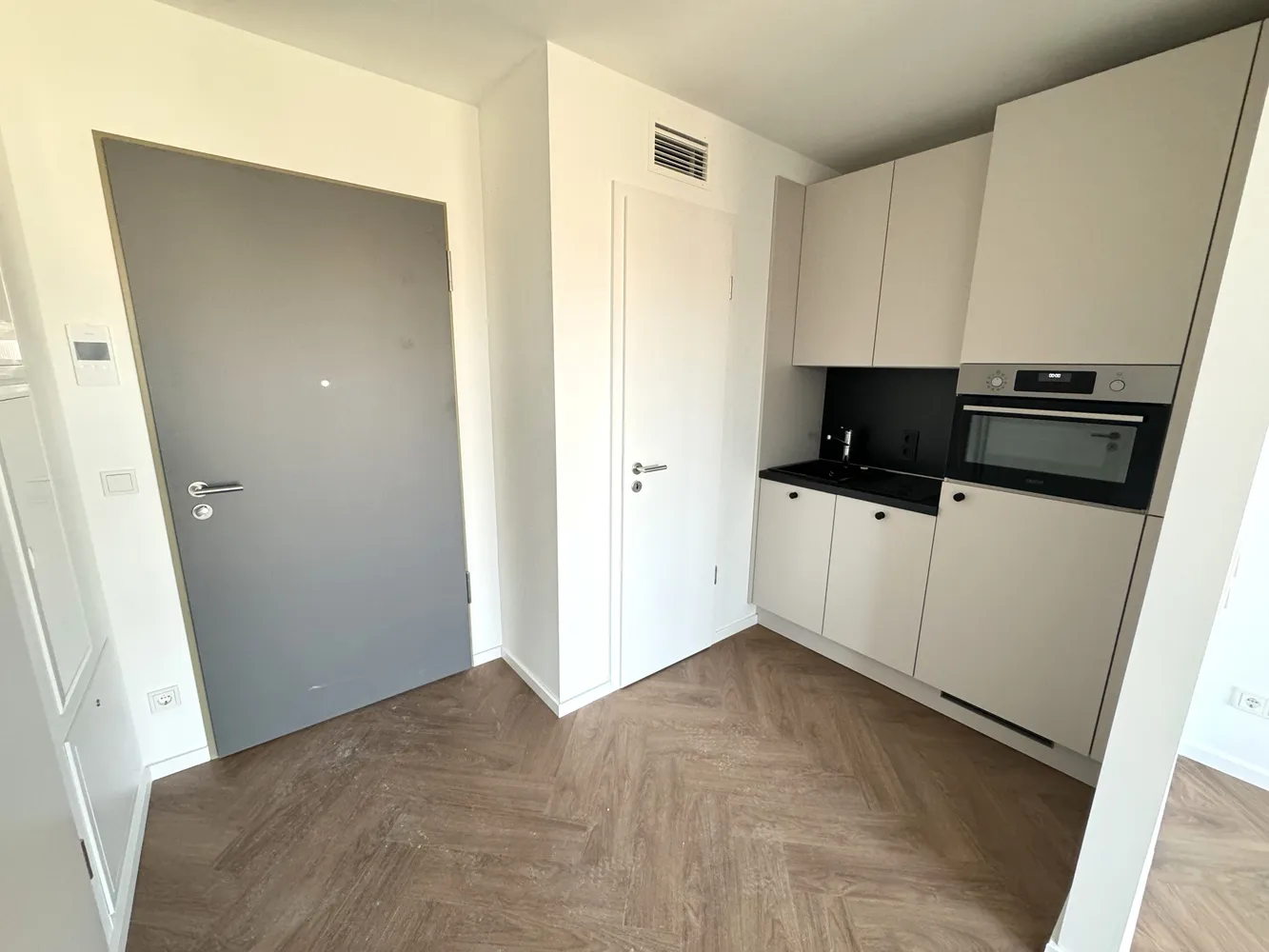 2 Zimmer Wohnung mit 34 m² in Berlin – Bild 11