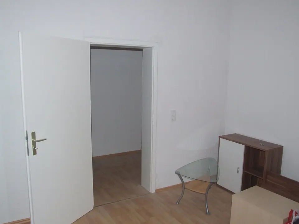 2 Zimmer Wohnung mit 57 m² in Halle (Saale) – Bild 1