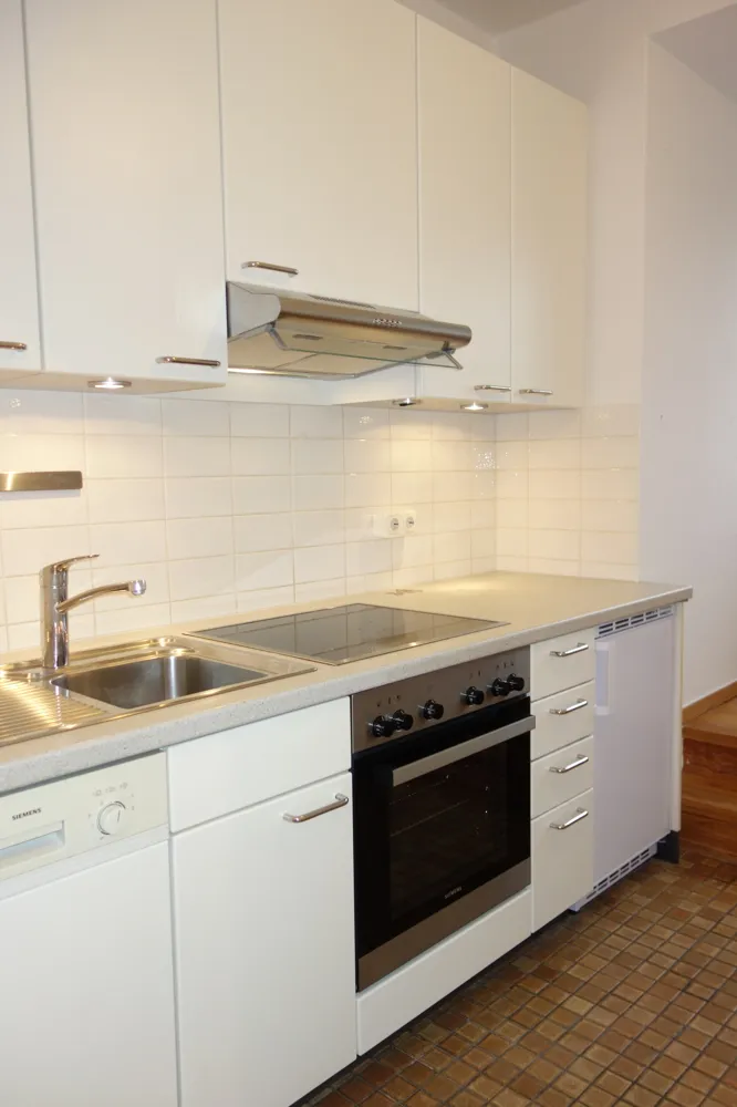 2 Zimmer Wohnung mit 72 m² in Lübeck – Bild 4
