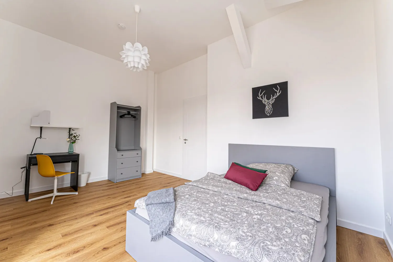 Shared room with 20 m² in Berlin – Photo 1