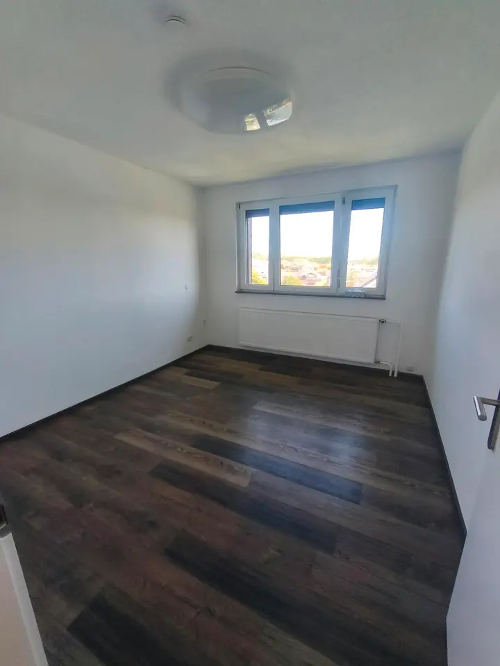 6 Zimmer Haus mit 150 m² in Meiningen – Bild 10