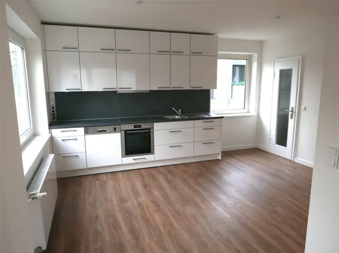 5 Zimmer Wohnung mit 110 m² in Hamburg – Bild 2