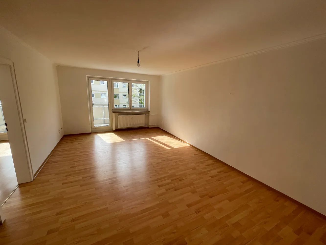 3 Zimmer Wohnung mit 86 m² in Regensburg – Bild 1